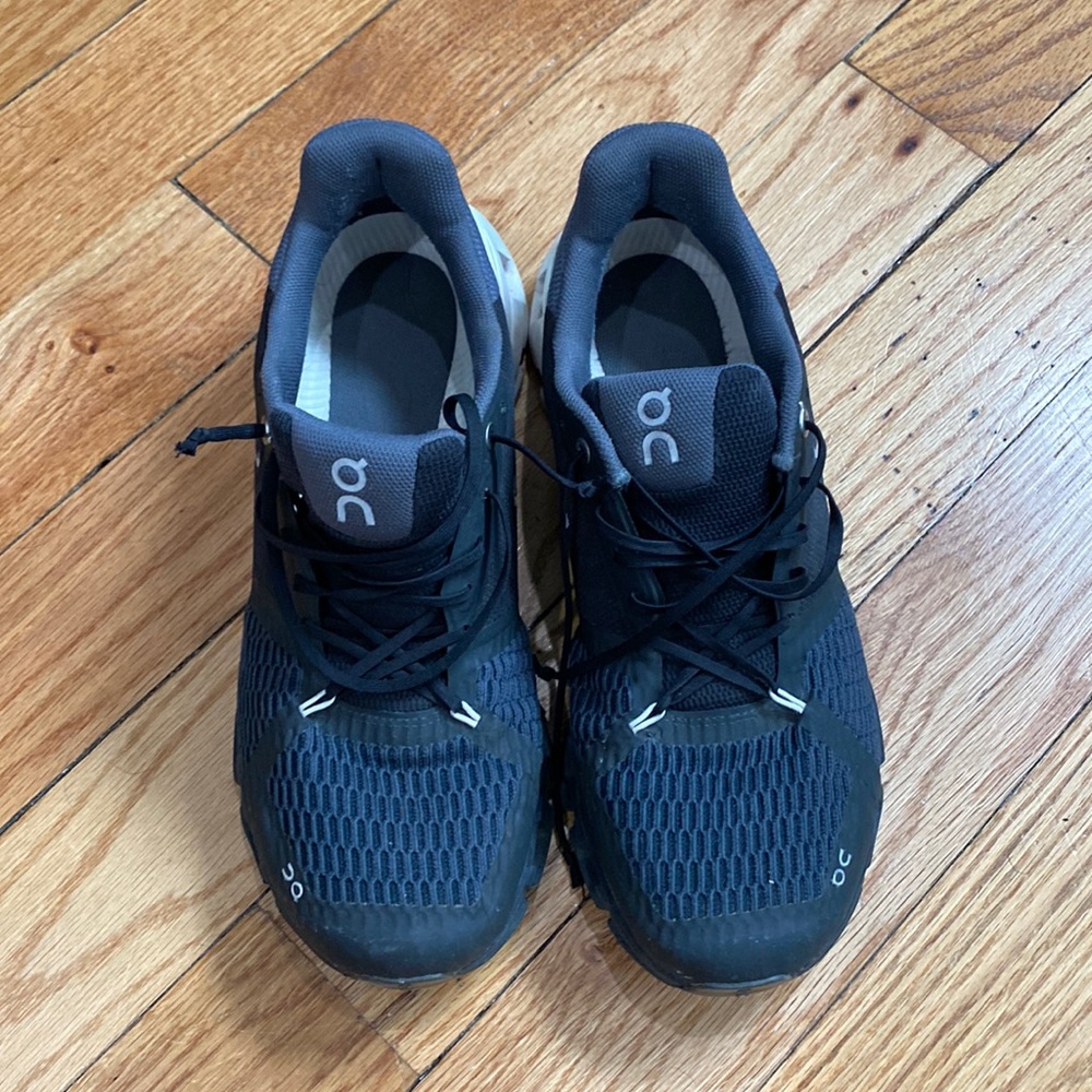 Men’s On Cloud running shoes